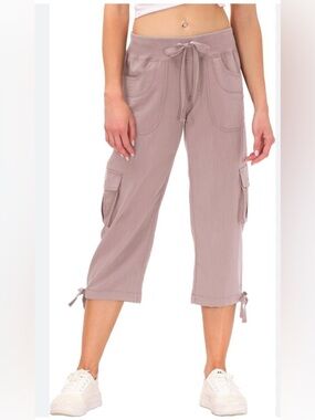 LUCY Women’s Cargo Crop Pants with Drawstring Waist Size Medium